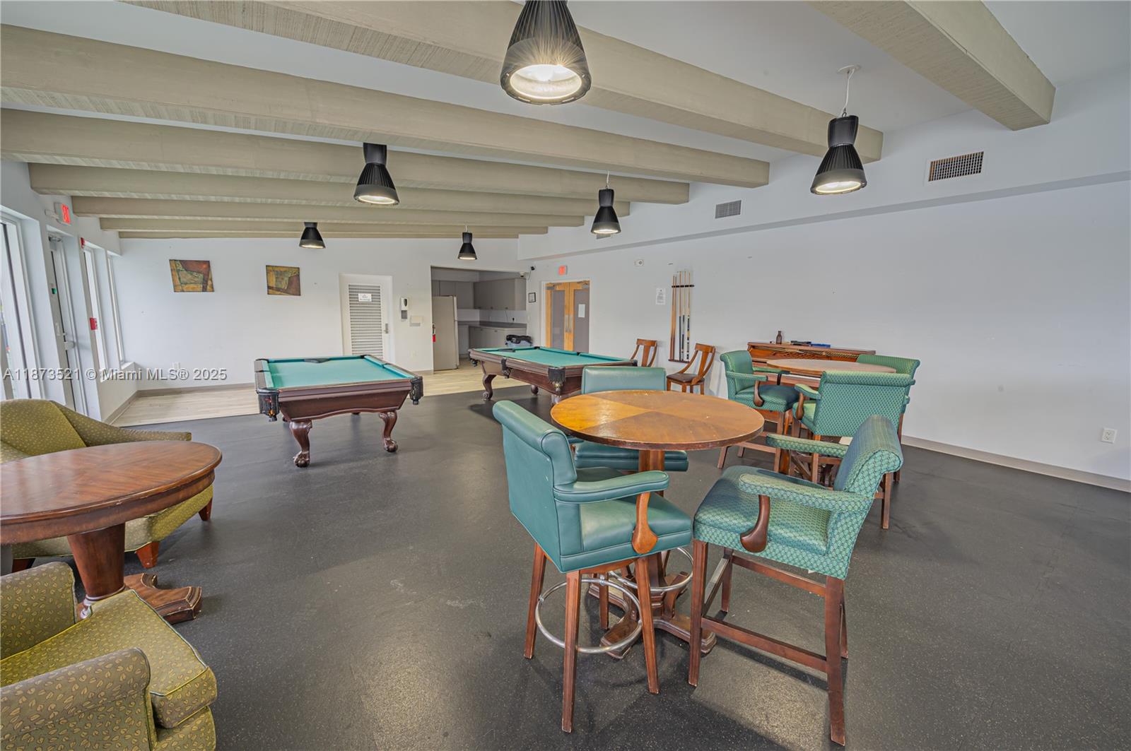 WATERGATE CONDOMINIUM NO - Residential