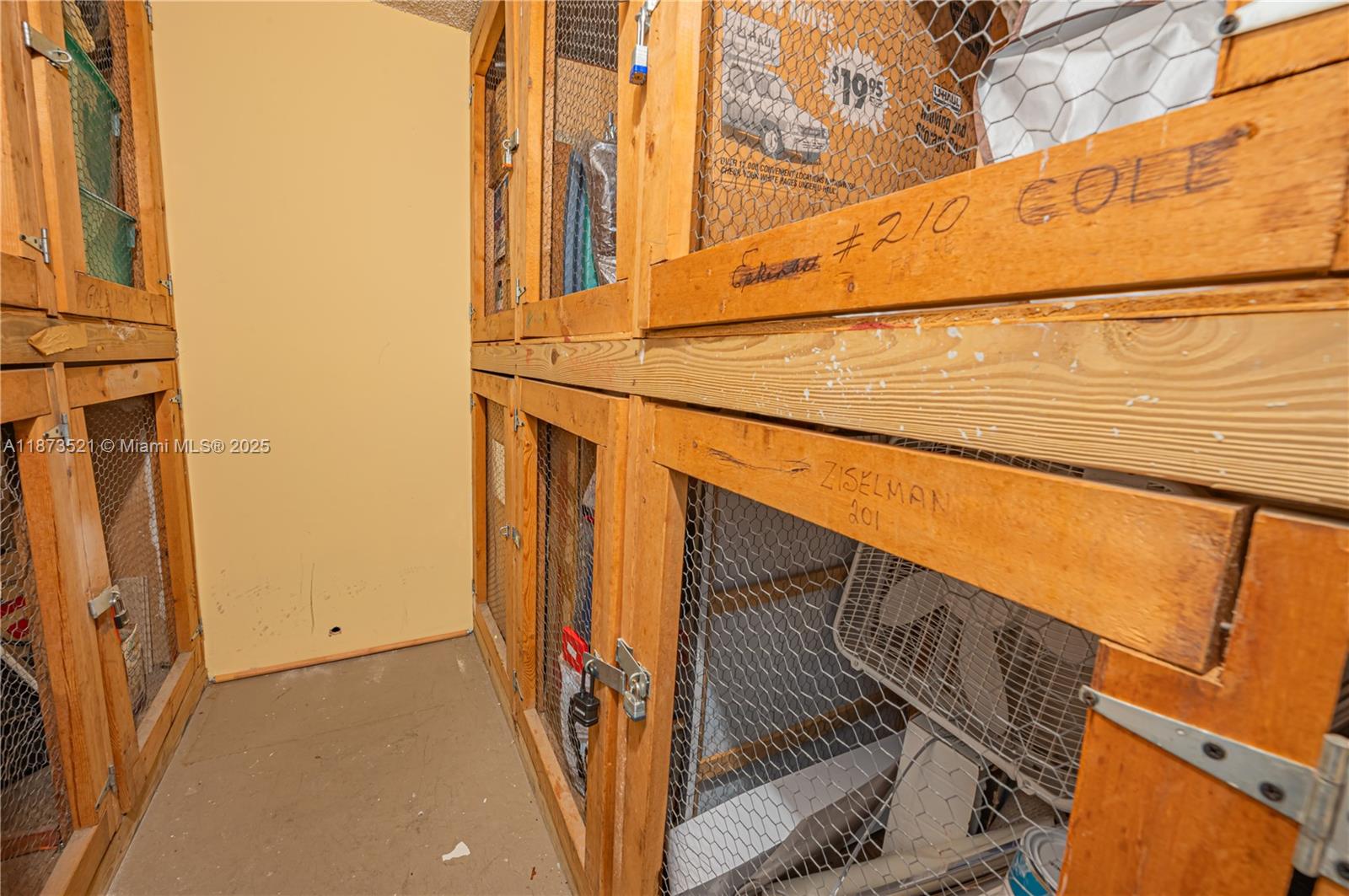 WATERGATE CONDOMINIUM NO - Residential