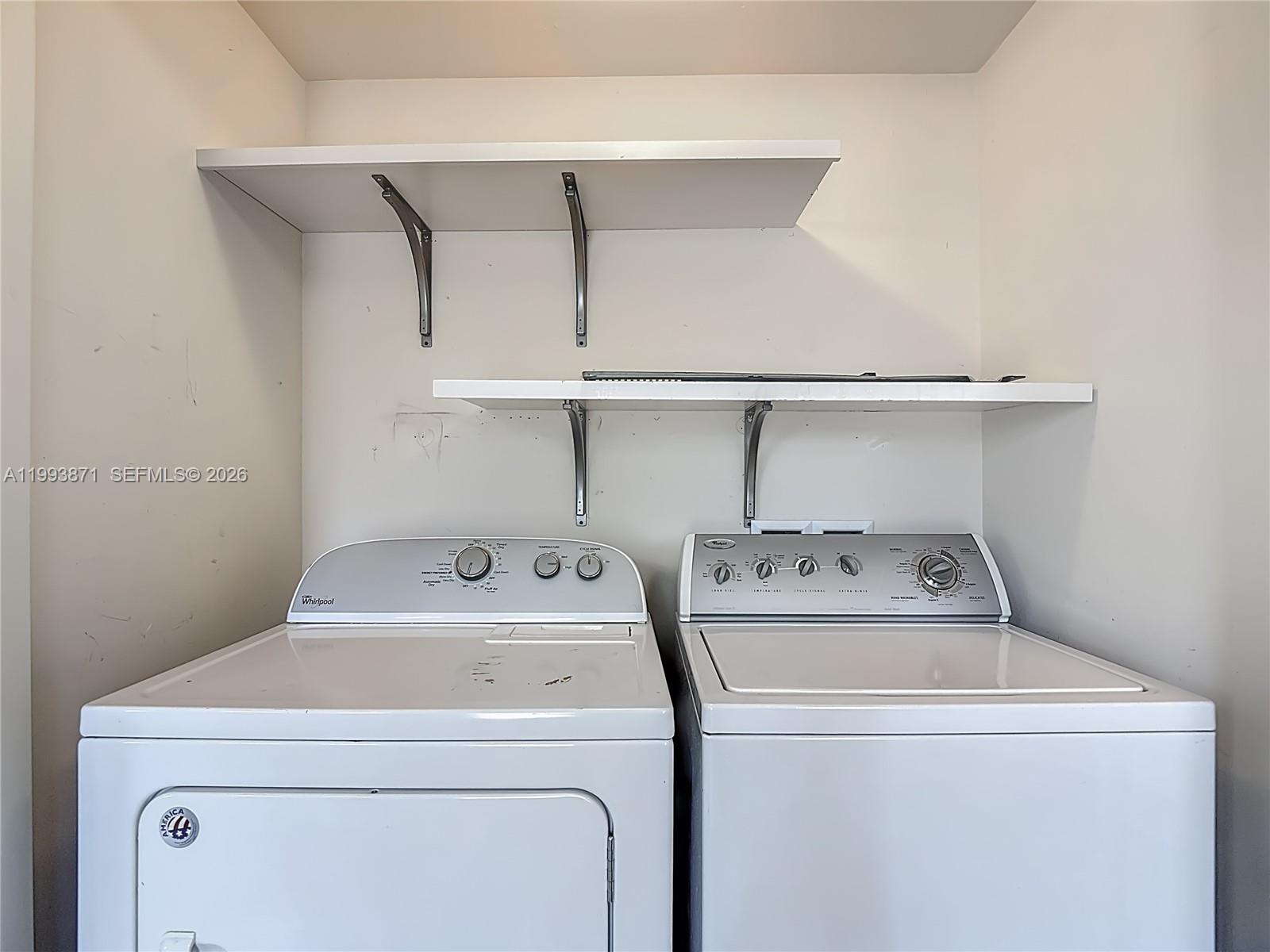 Port LaBelle - Residential