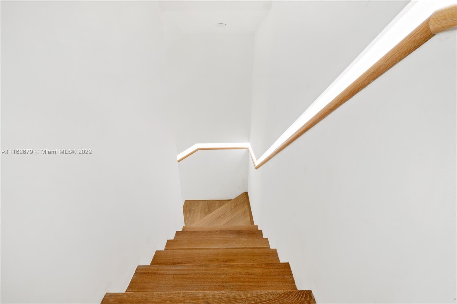 AQUA AT ALLISON ISLAND - Residential