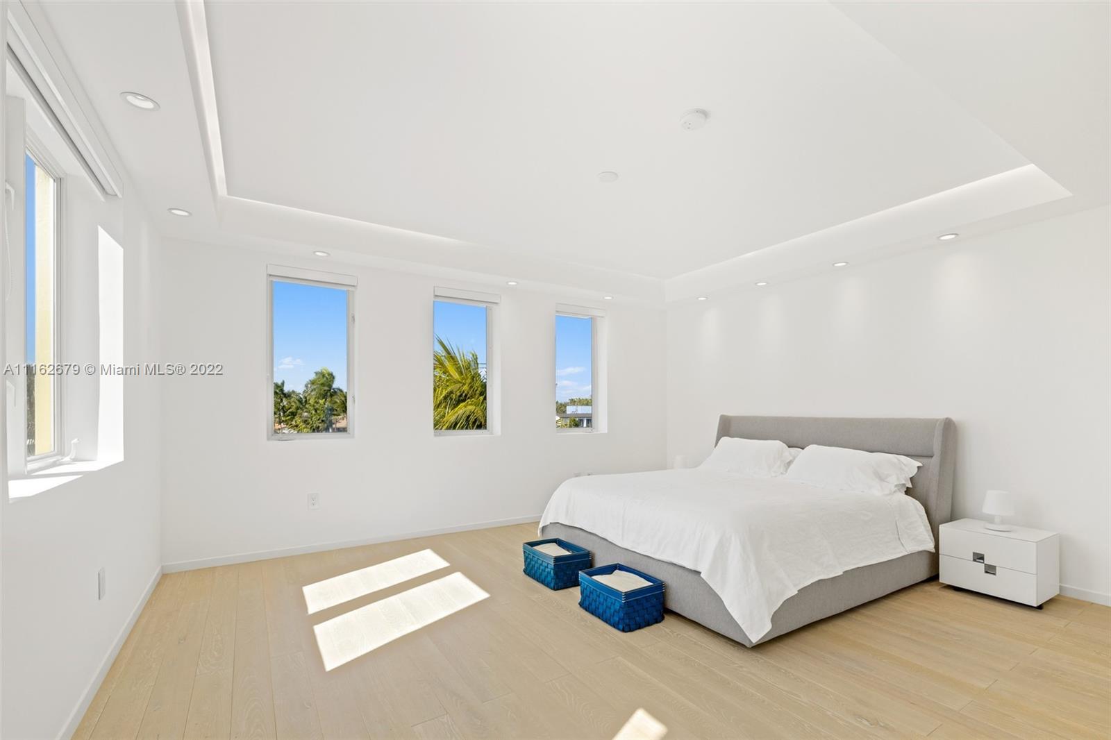 AQUA AT ALLISON ISLAND - Residential