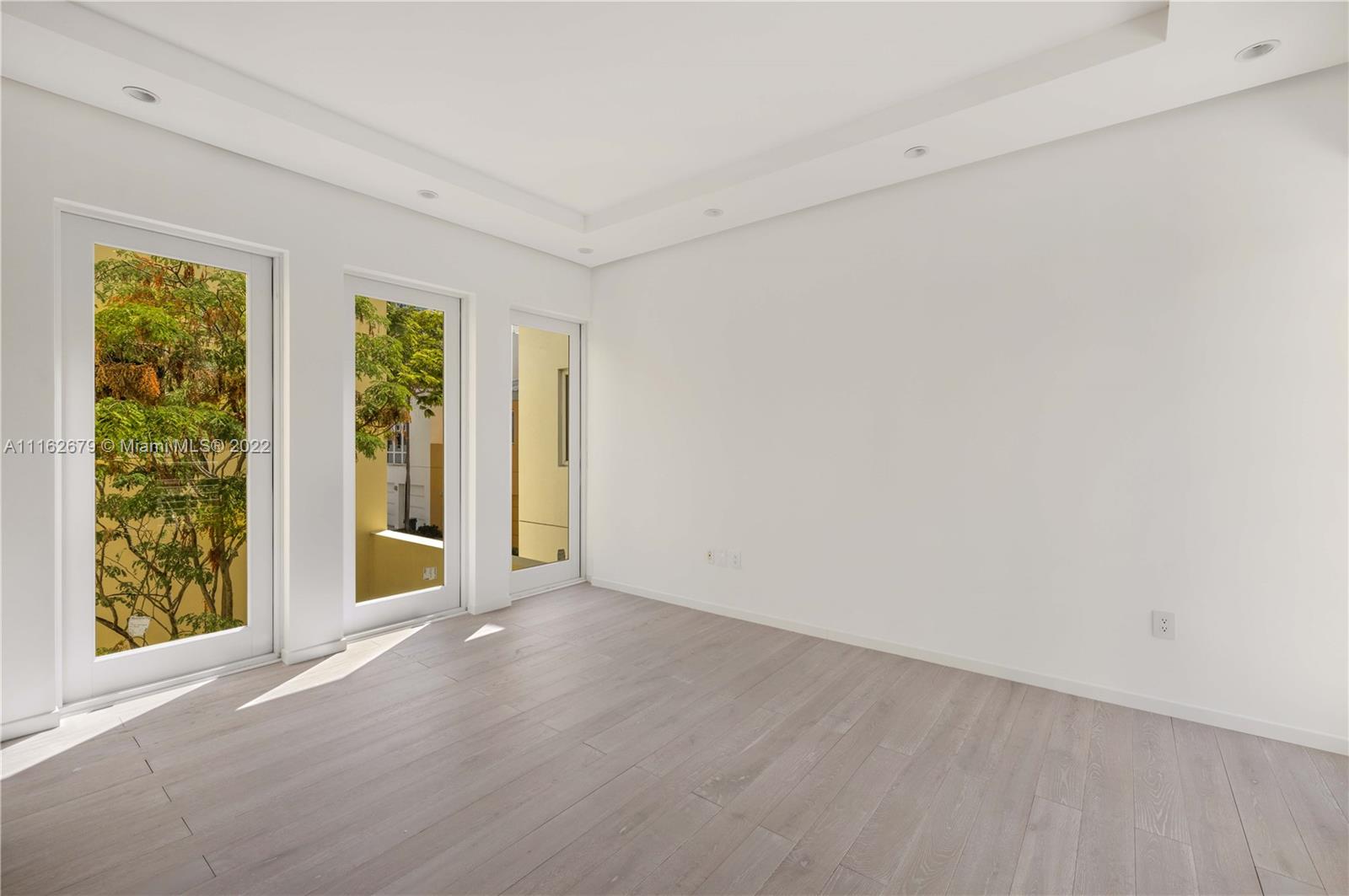 AQUA AT ALLISON ISLAND - Residential