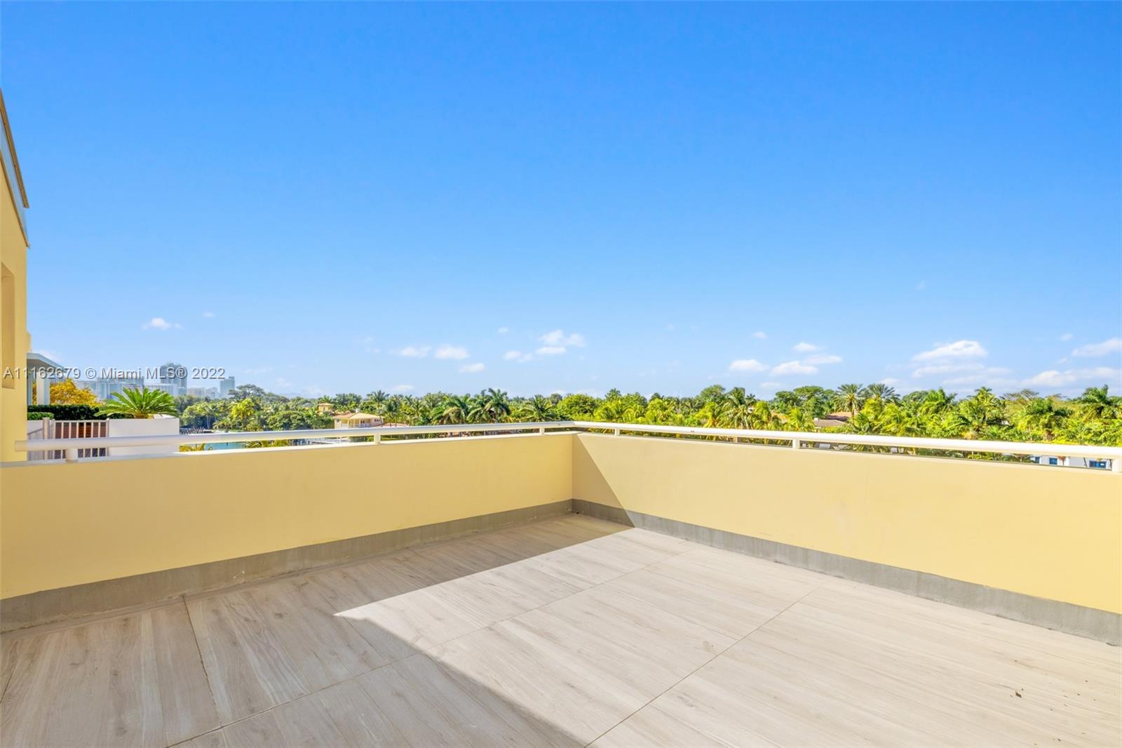 AQUA AT ALLISON ISLAND - Residential