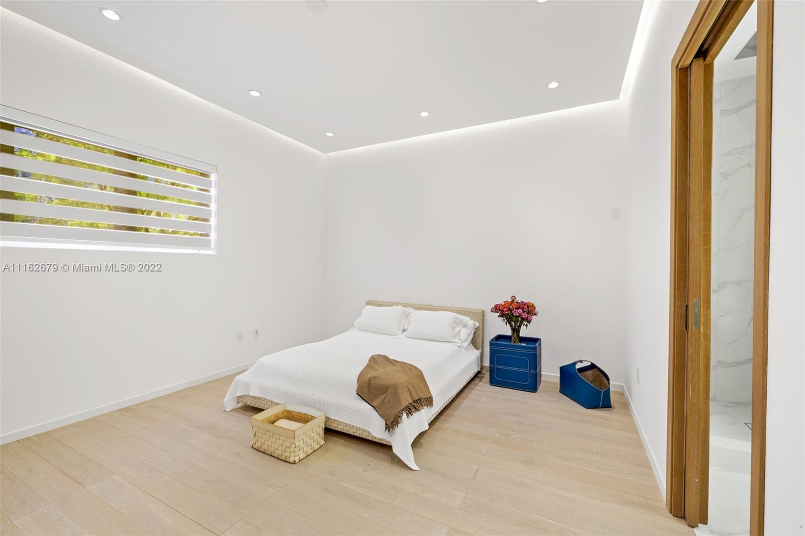 AQUA AT ALLISON ISLAND - Residential