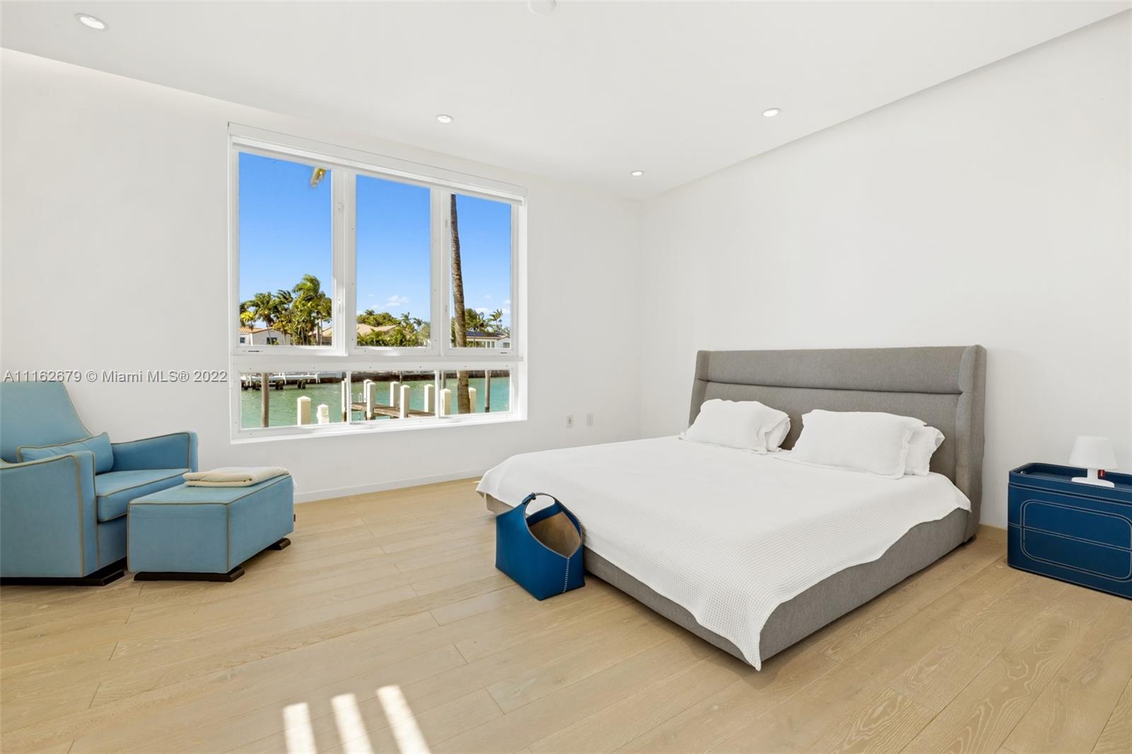 AQUA AT ALLISON ISLAND - Residential