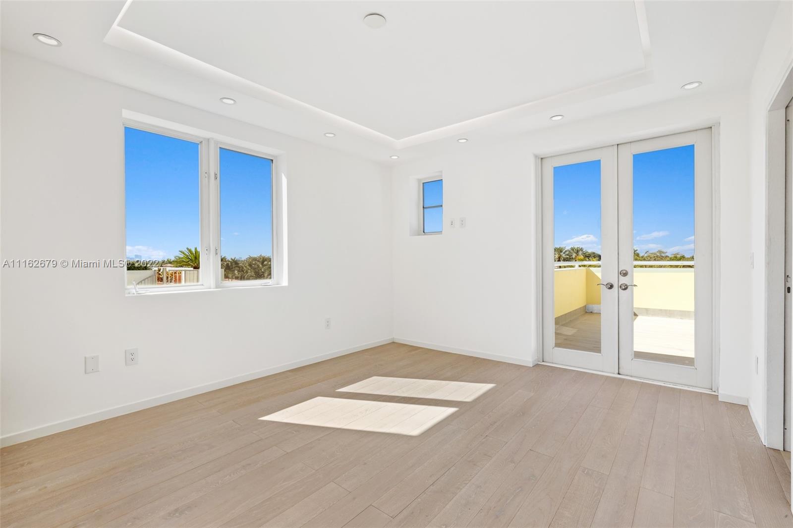 AQUA AT ALLISON ISLAND - Residential