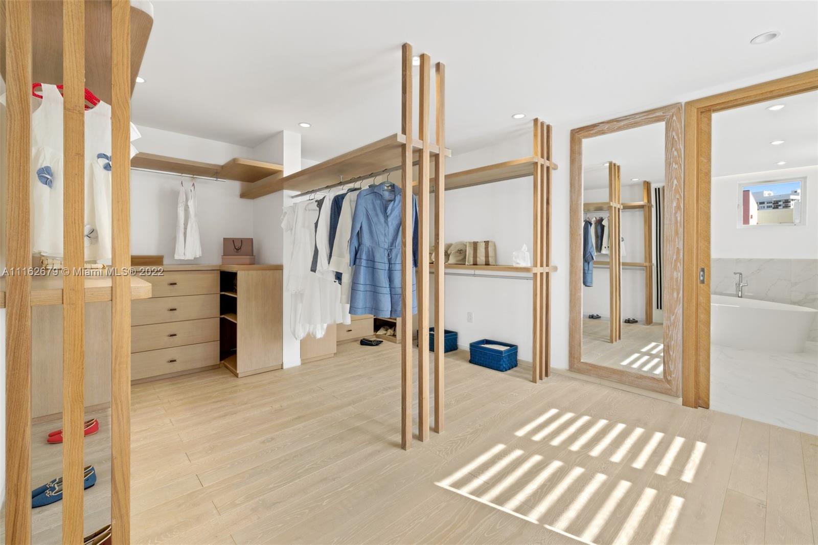 AQUA AT ALLISON ISLAND - Residential