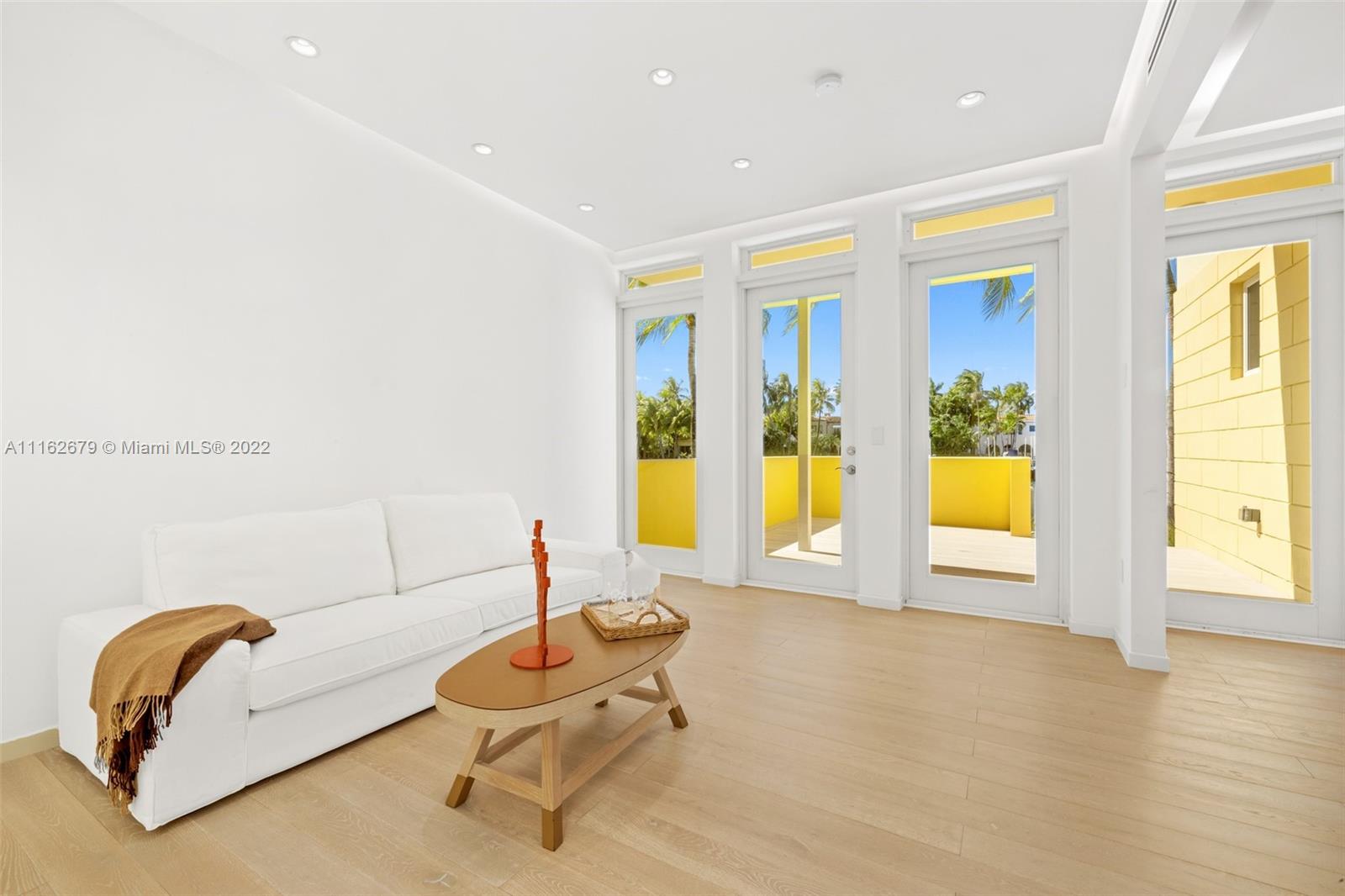 AQUA AT ALLISON ISLAND - Residential