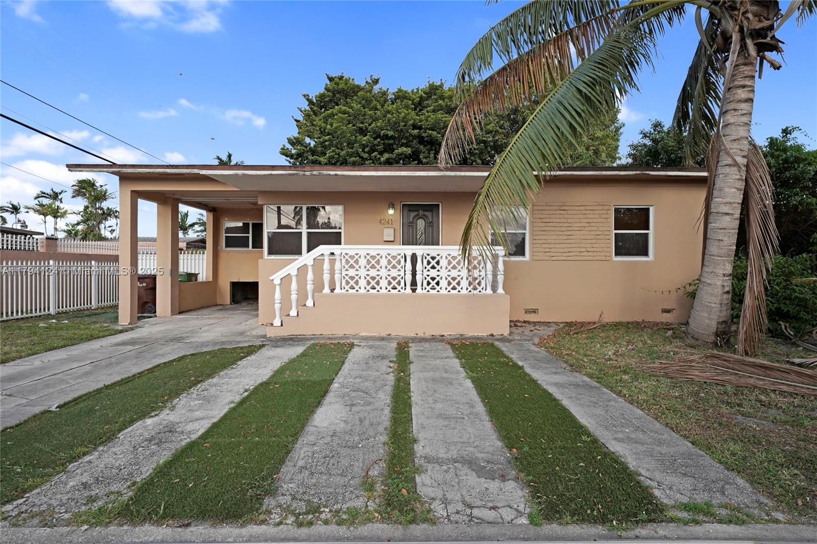 ROBINS HEIGHTS - Residential