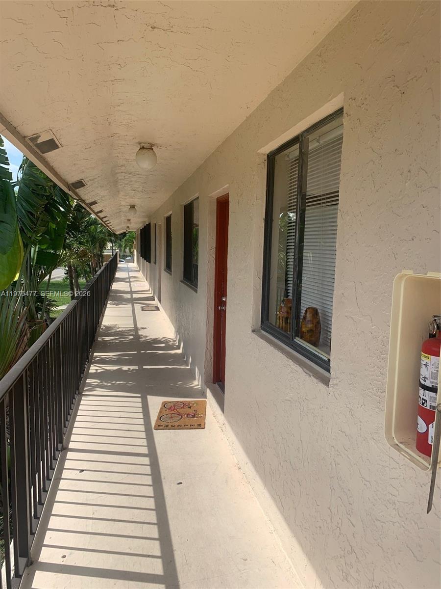 300 Nottingham Cir J