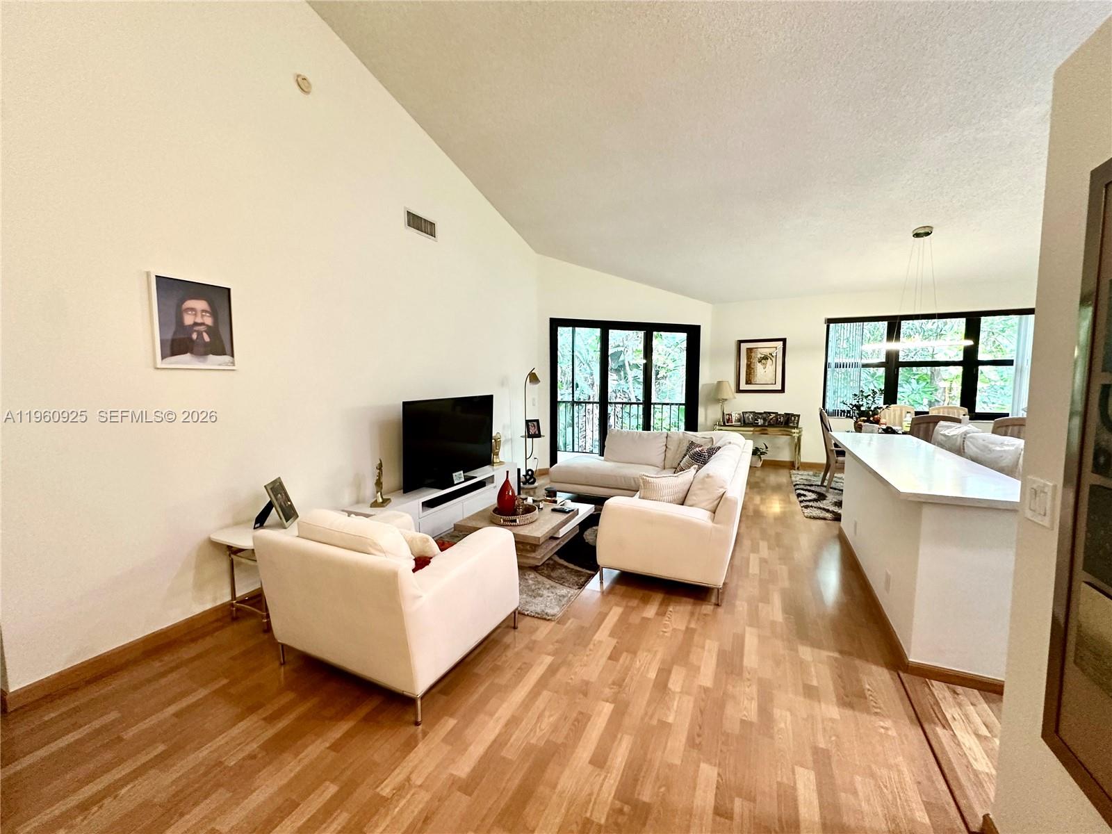 COACH HOUSES OF TOWN PLAC - Residential