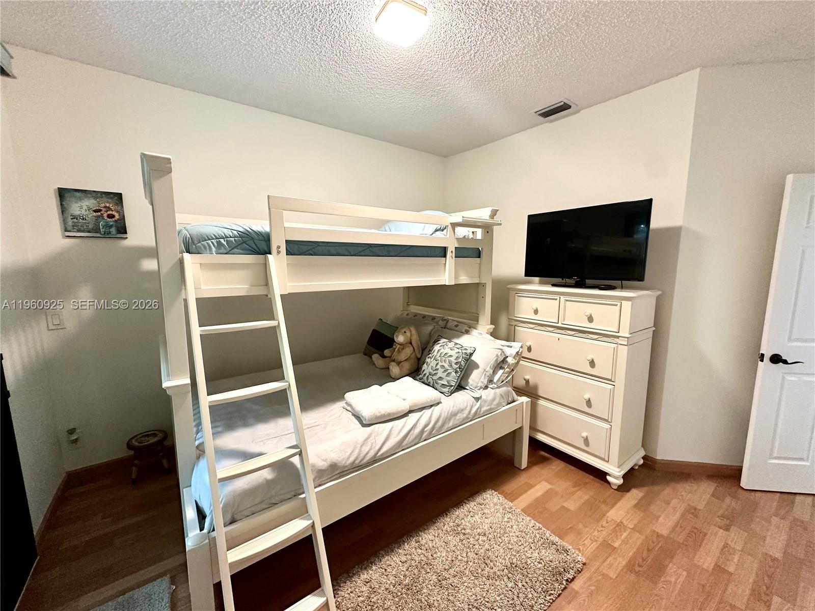 COACH HOUSES OF TOWN PLAC - Residential