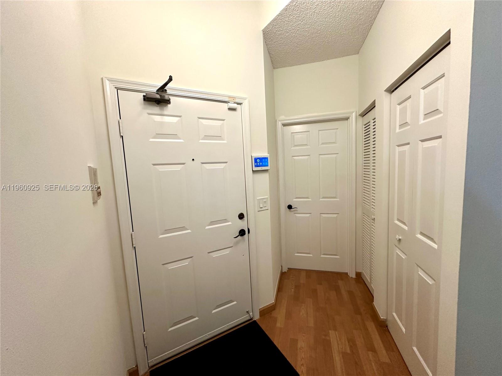 COACH HOUSES OF TOWN PLAC - Residential