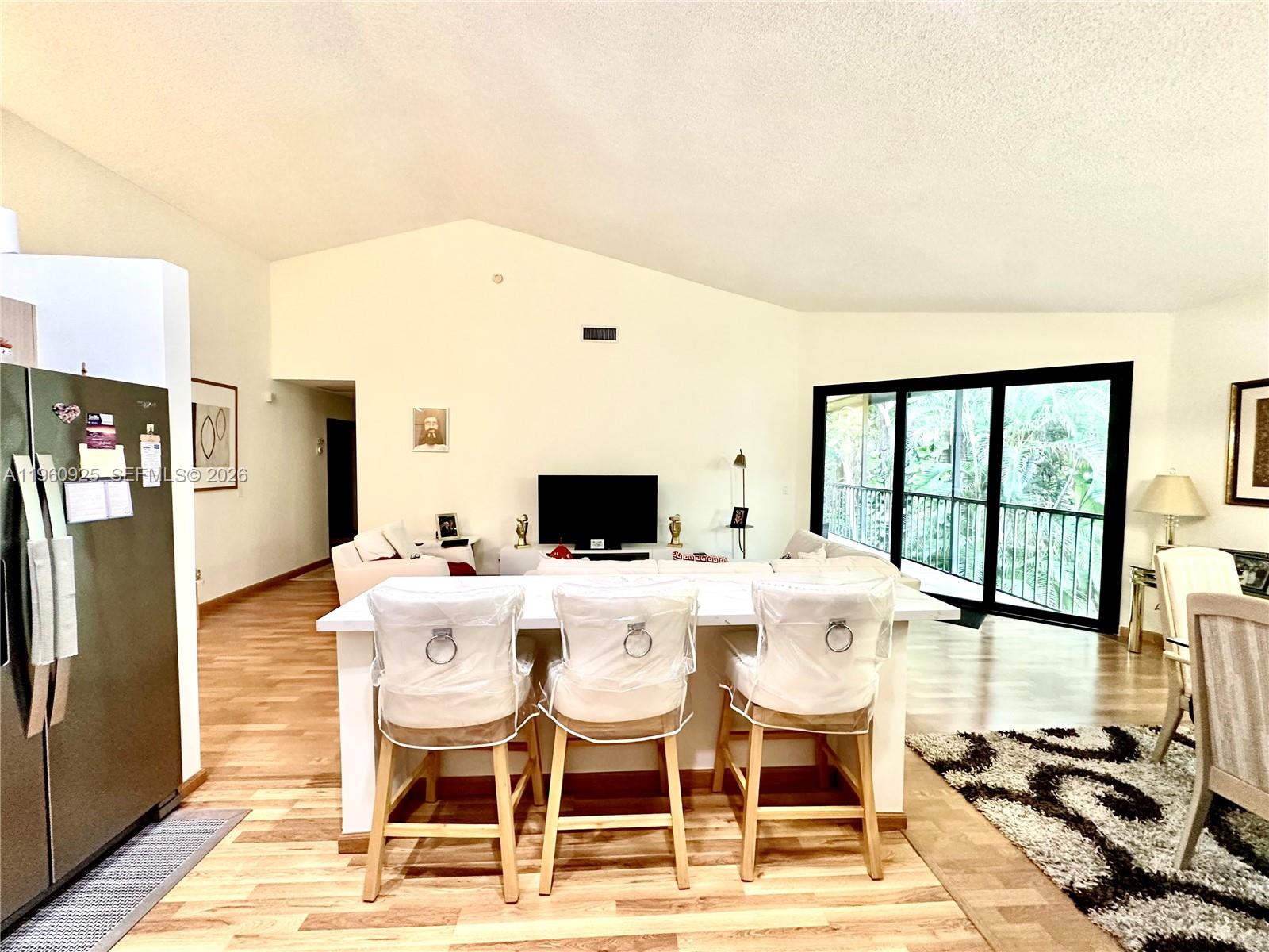 COACH HOUSES OF TOWN PLAC - Residential