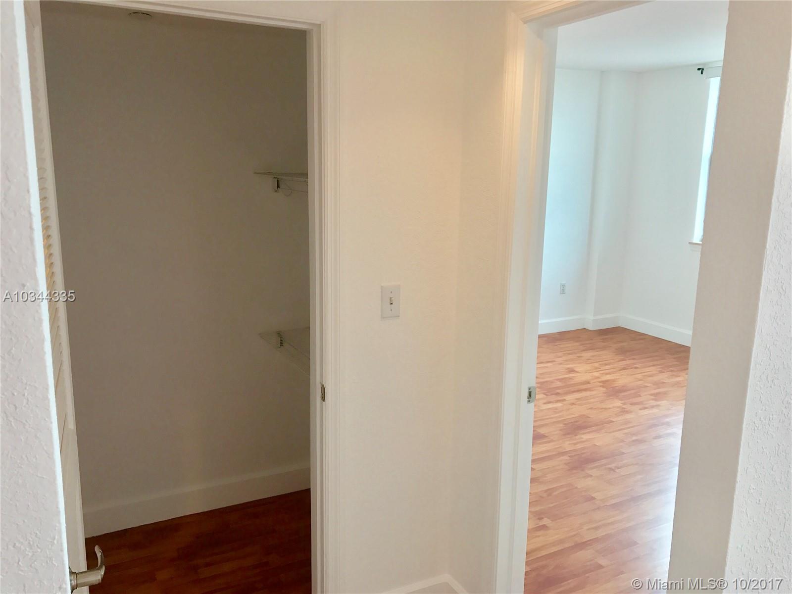401 BLU - Residential Lease