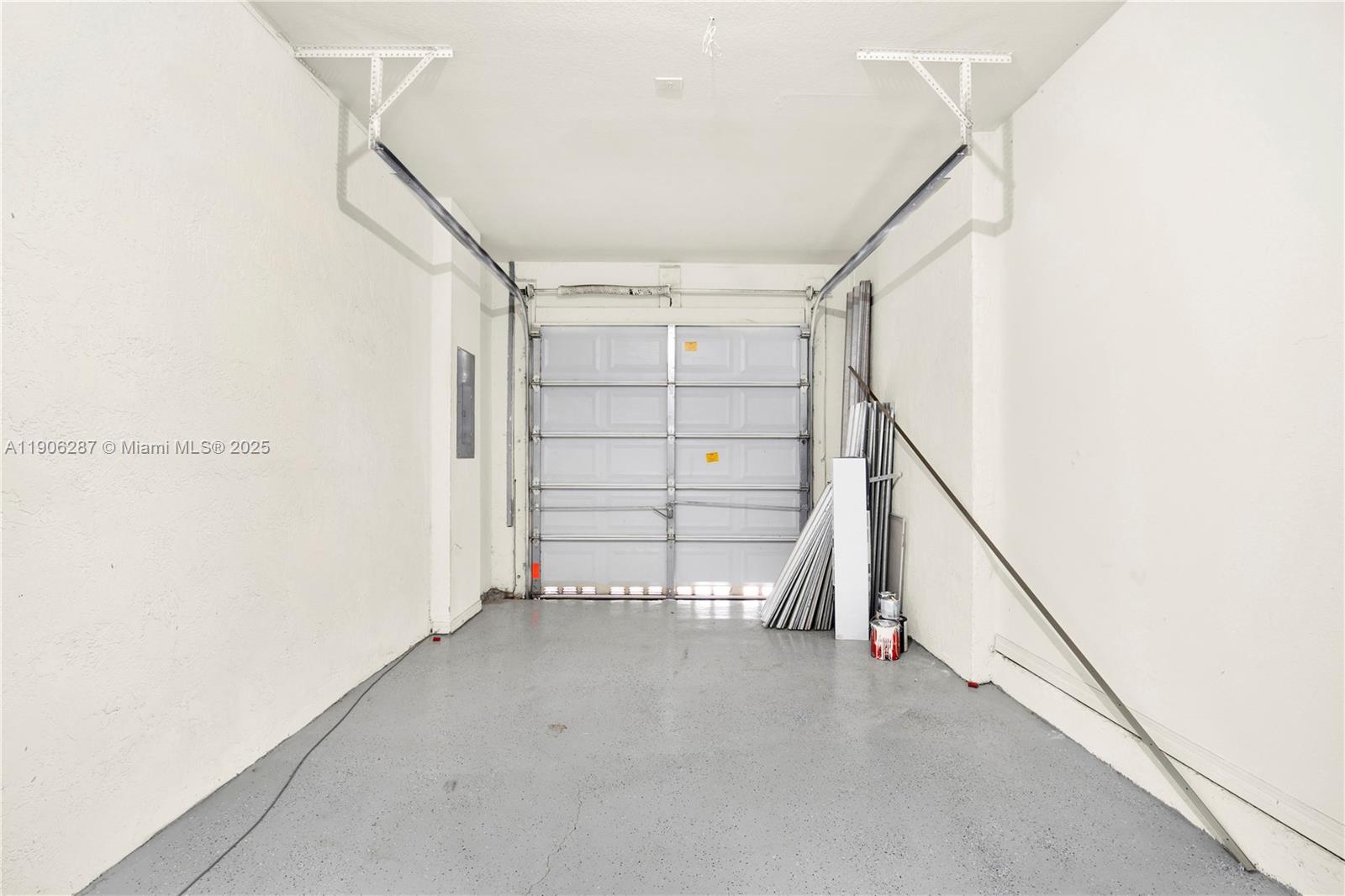 RIVERSIDE AT BISC NATL PK - Residential