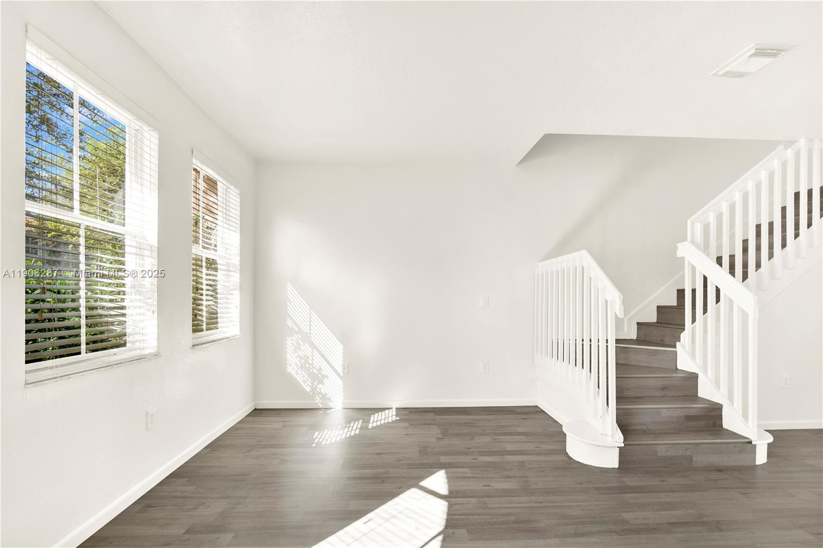 RIVERSIDE AT BISC NATL PK - Residential