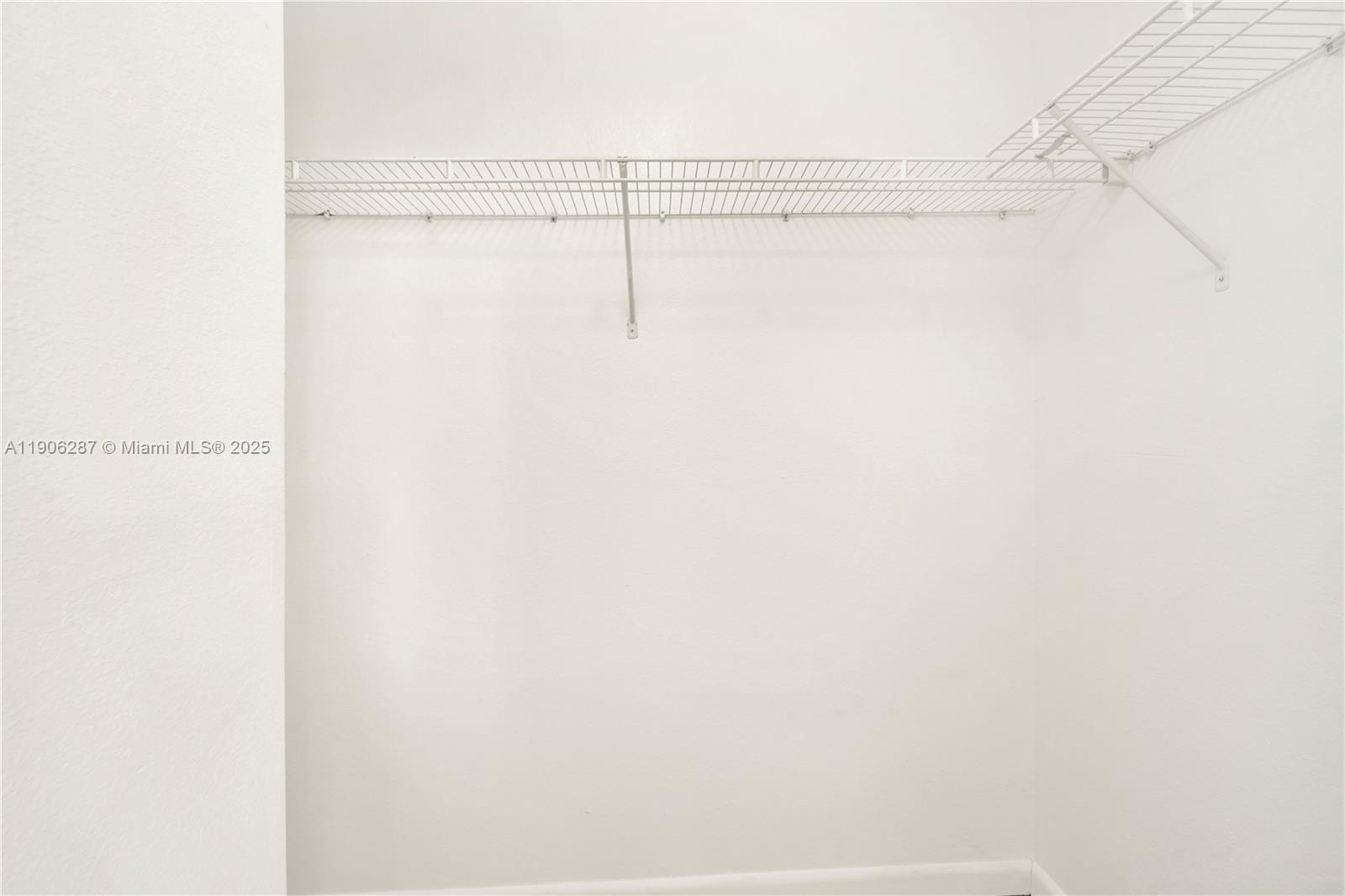 RIVERSIDE AT BISC NATL PK - Residential