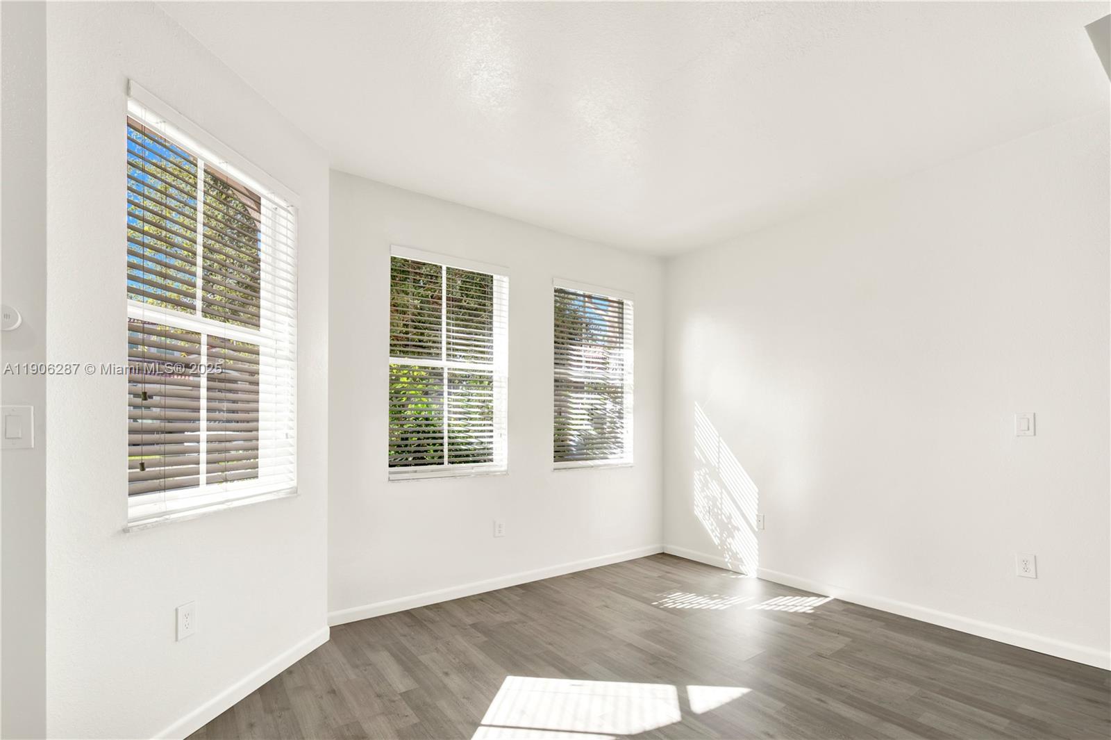 RIVERSIDE AT BISC NATL PK - Residential