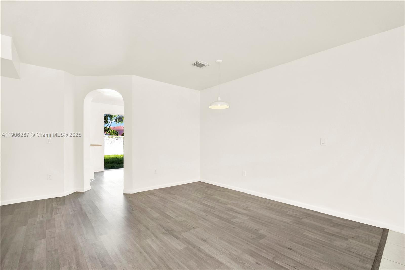 RIVERSIDE AT BISC NATL PK - Residential