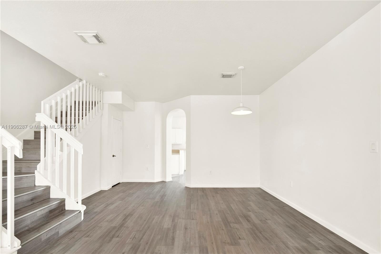 RIVERSIDE AT BISC NATL PK - Residential