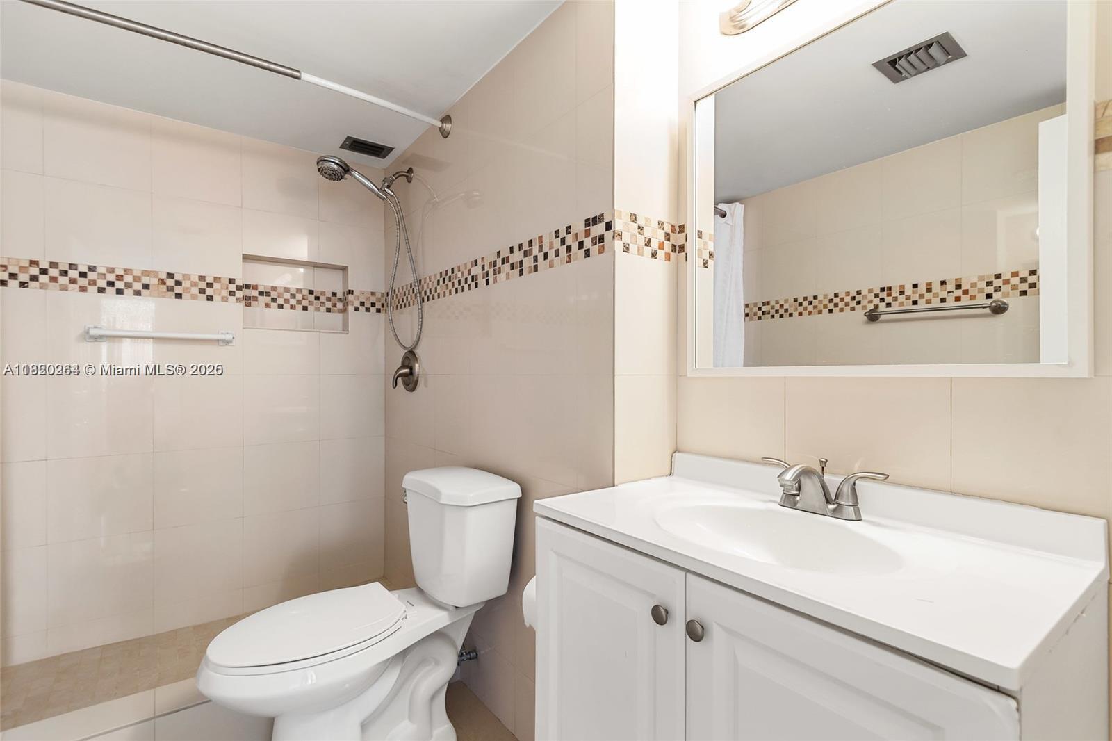 FOUNTAIN TOWERS CONDO - Residential