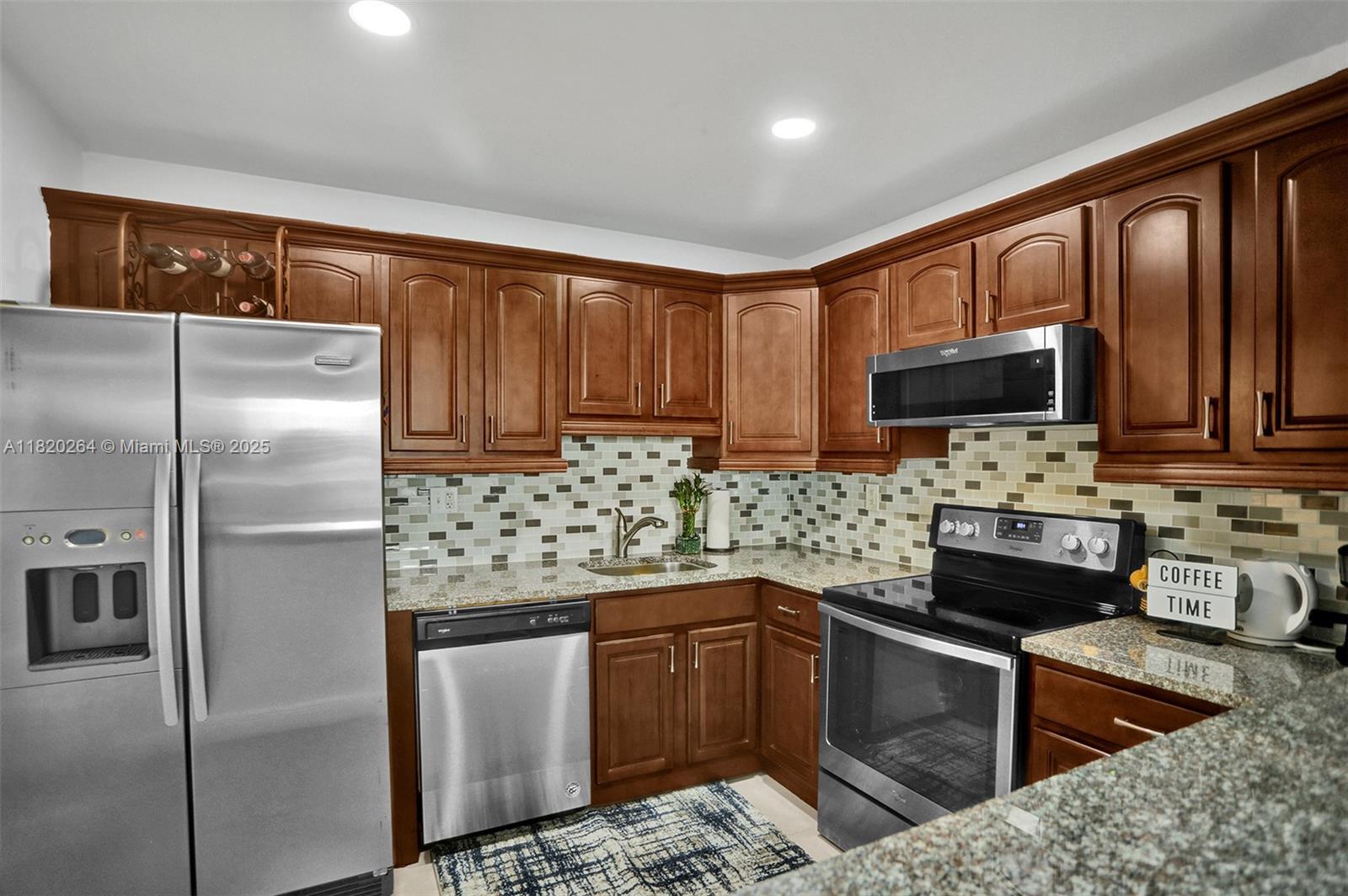 FOUNTAIN TOWERS CONDO - Residential