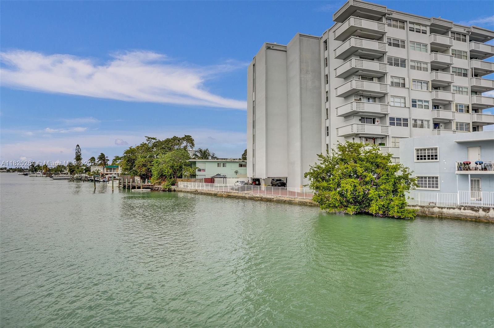 7118 Bonita Dr 405