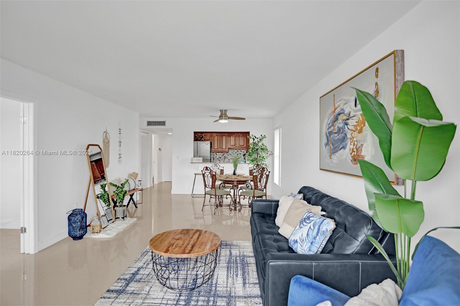 FOUNTAIN TOWERS CONDO - Residential