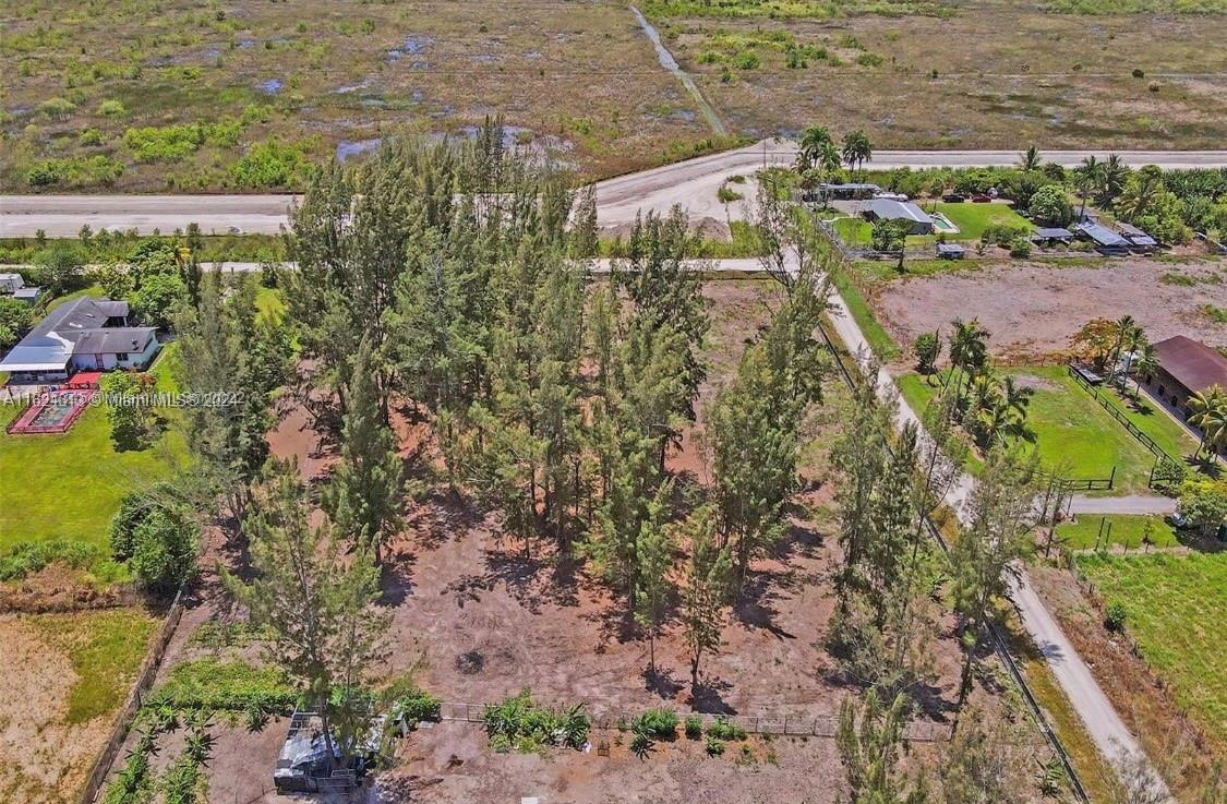 Photo 2 of 6 of 21200 SW 152 ND ST land
