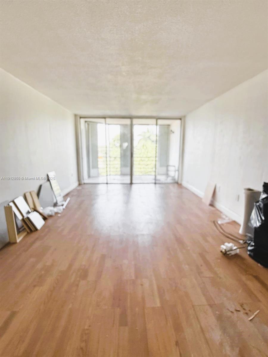 ROLLING GREEN CONDO D - Residential Lease