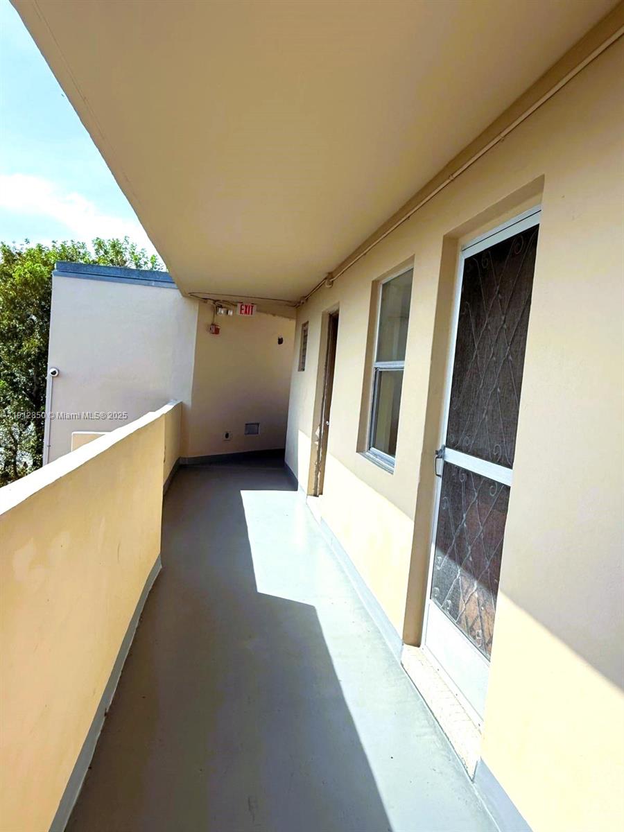 ROLLING GREEN CONDO D - Residential Lease