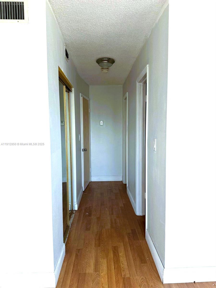 ROLLING GREEN CONDO D - Residential Lease