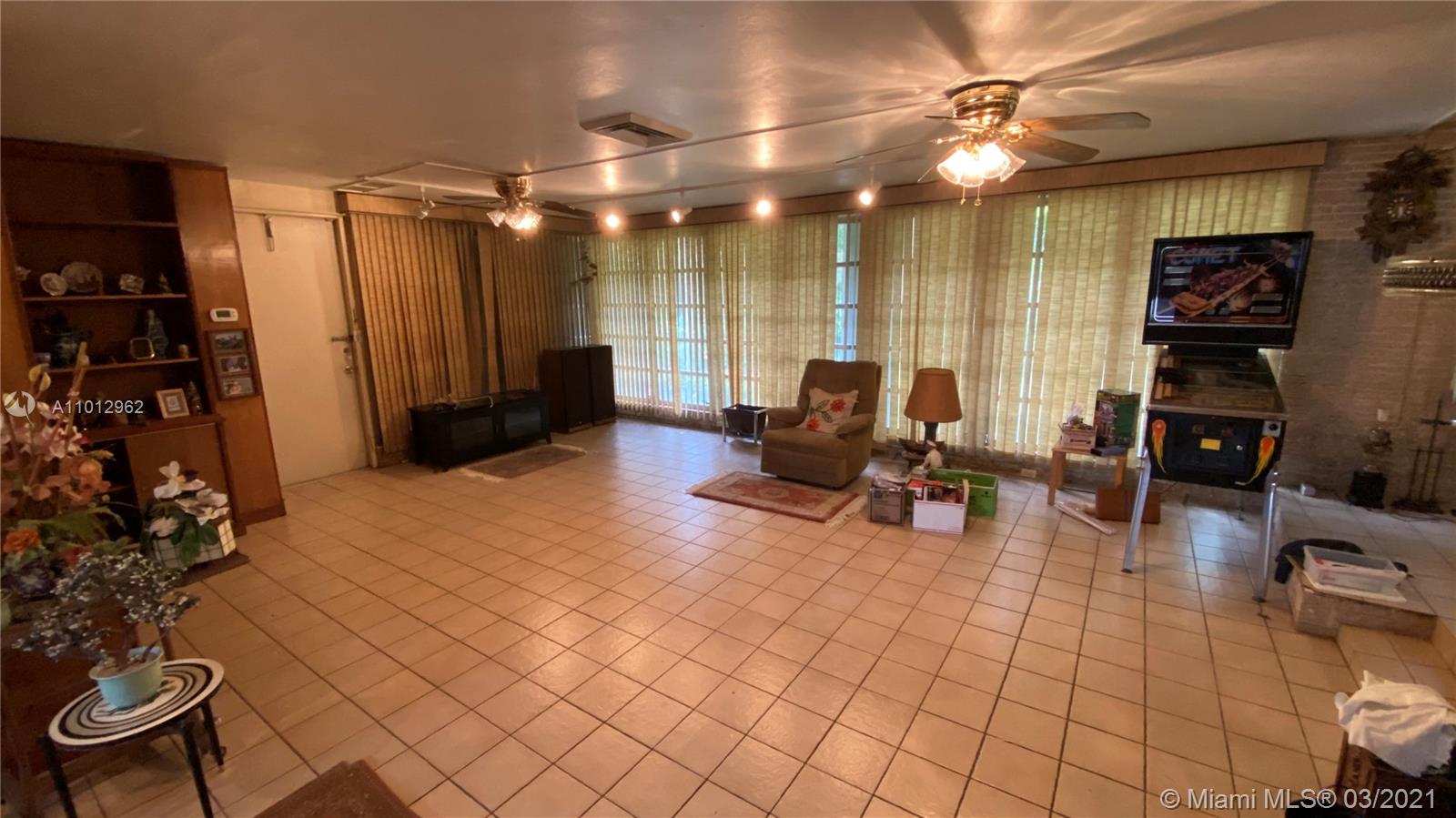 BAY HEIGHTS - Residential