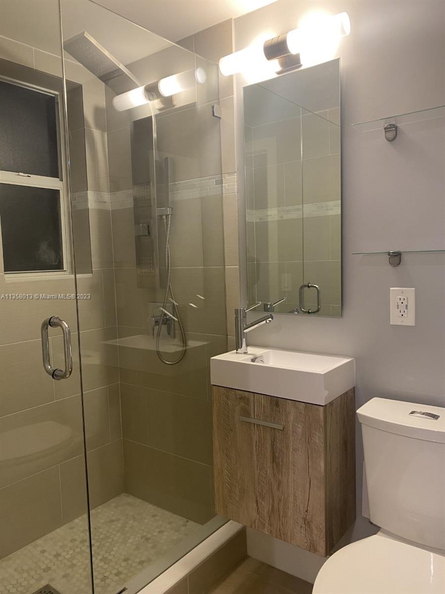 THE OAKS AT SOUTH MIAMI C - Residential Lease