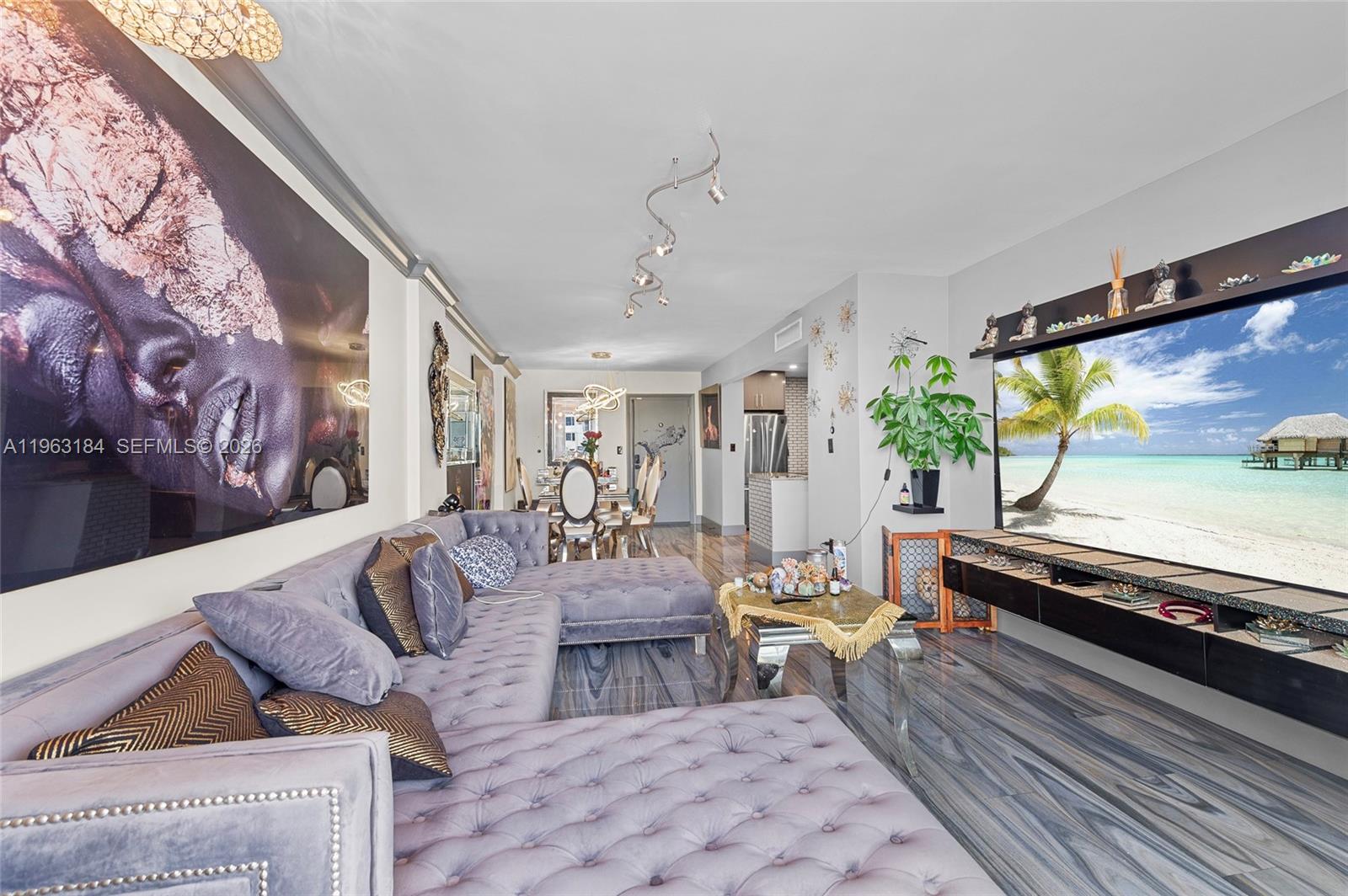 1345 Lincoln Rd 1105