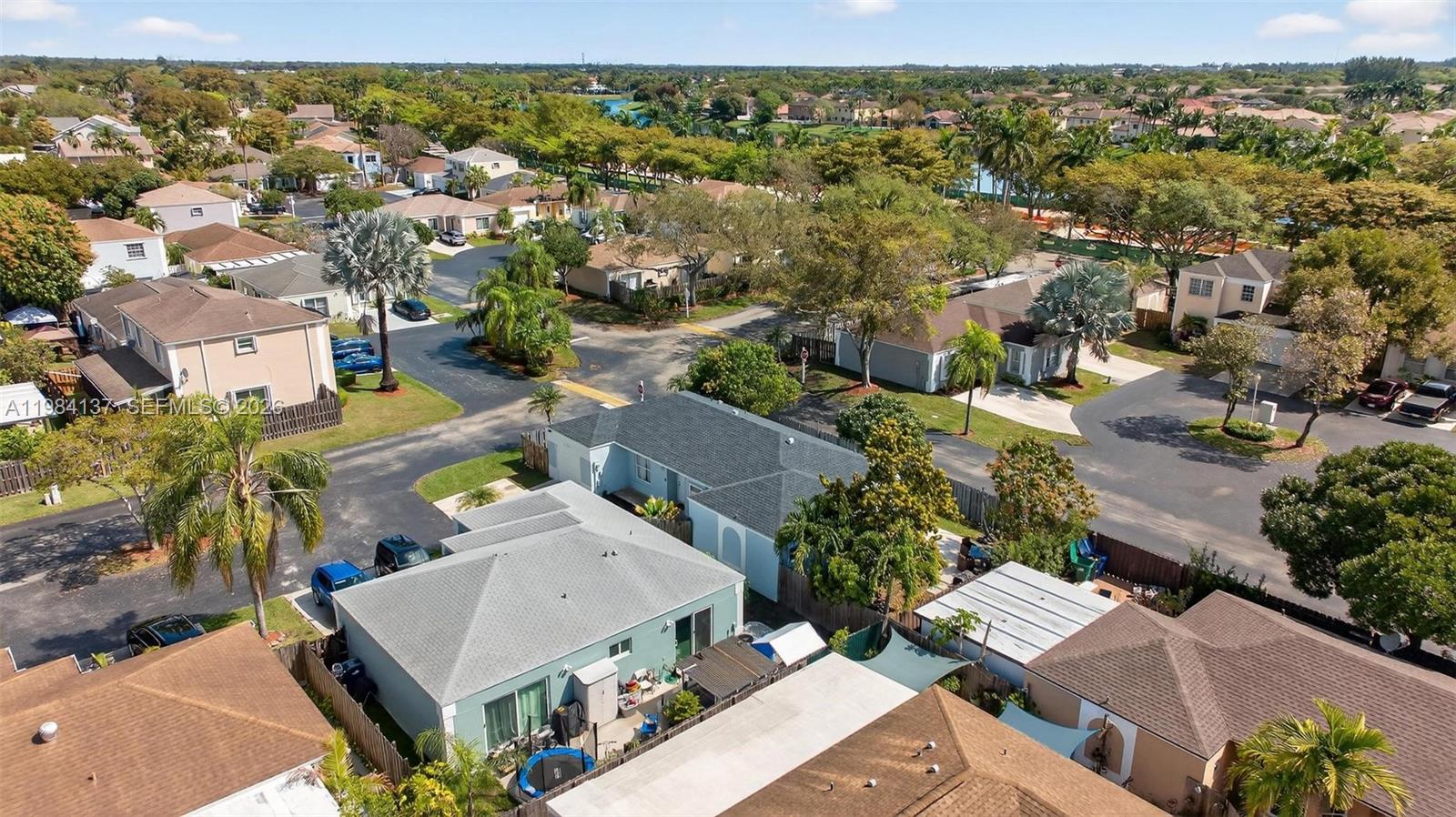 LAKES BY THE BAY SEC 5 - Residential