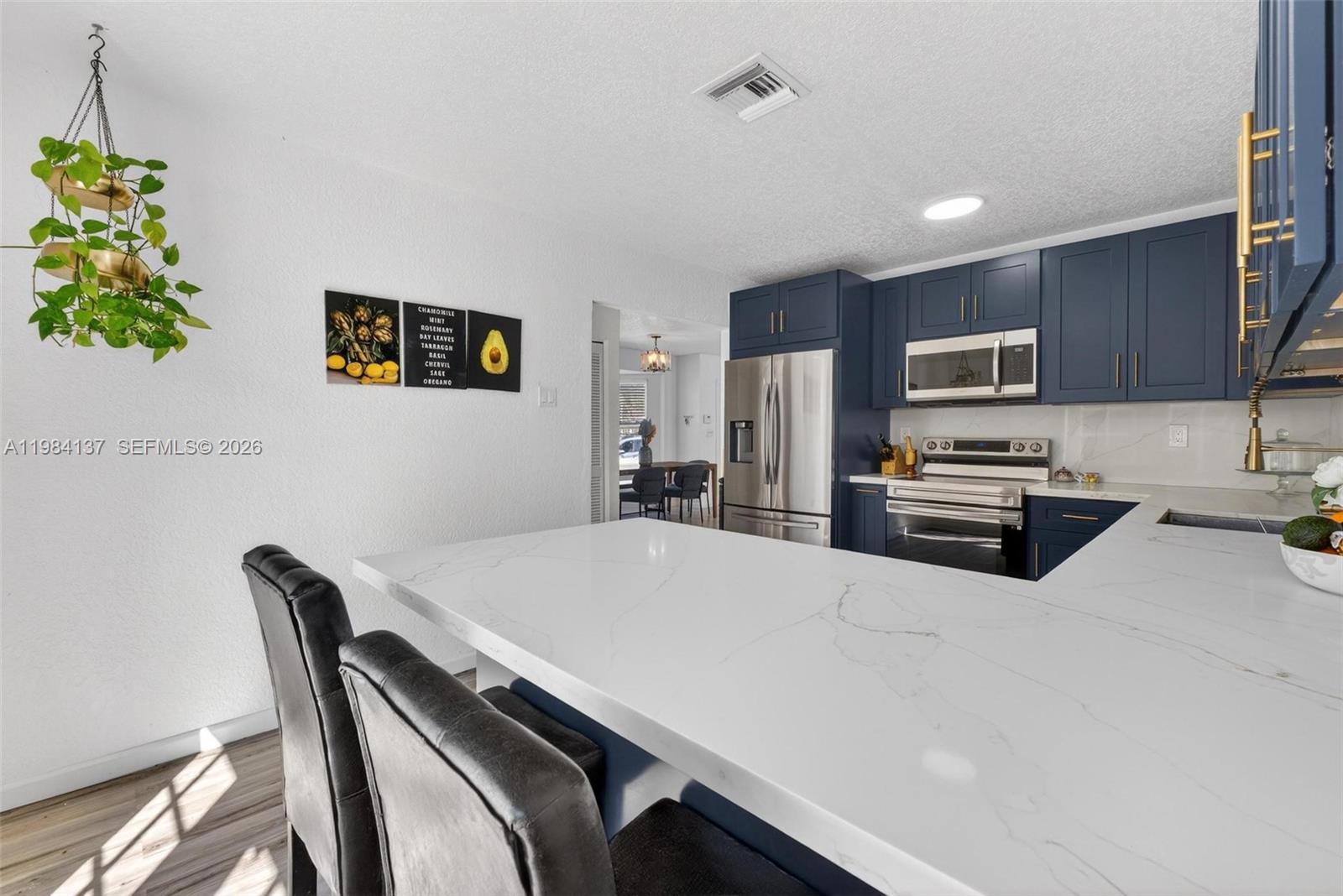 LAKES BY THE BAY SEC 5 - Residential