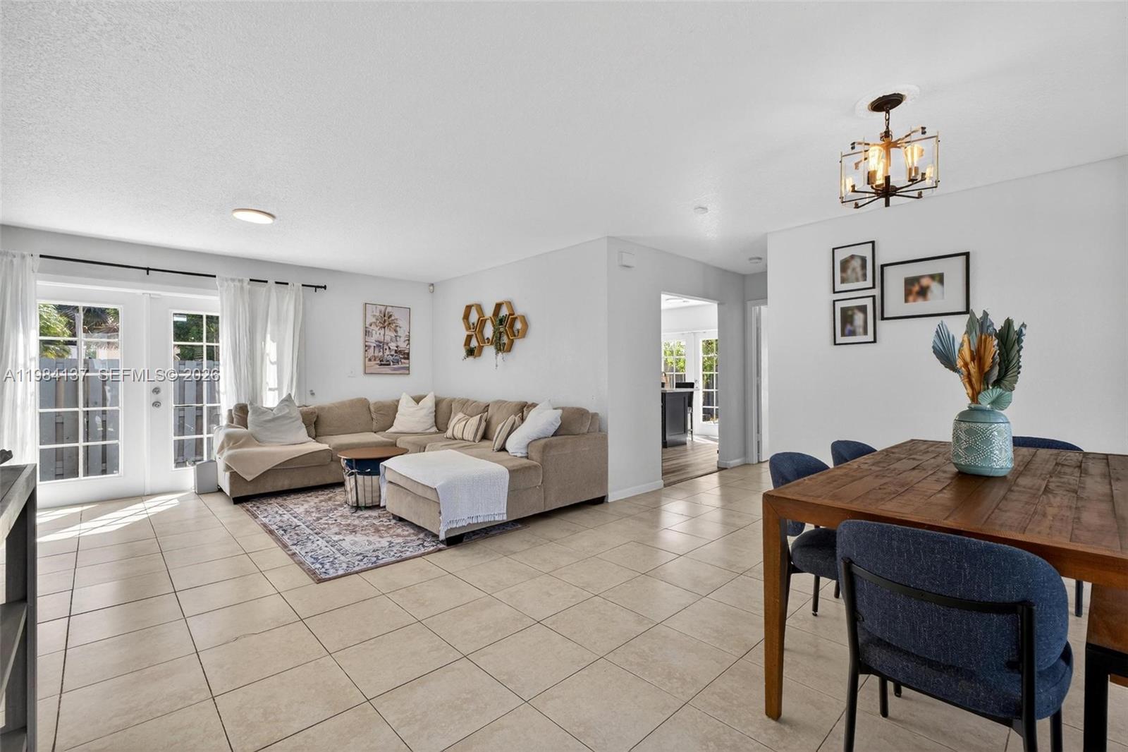 LAKES BY THE BAY SEC 5 - Residential