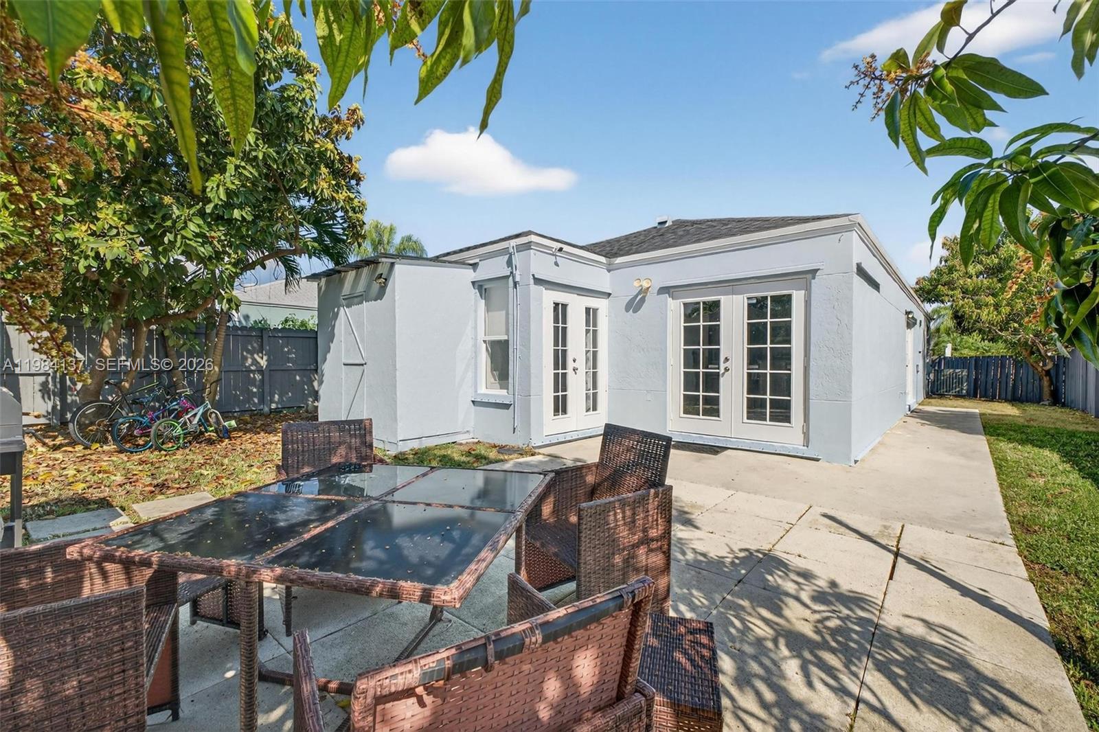 LAKES BY THE BAY SEC 5 - Residential