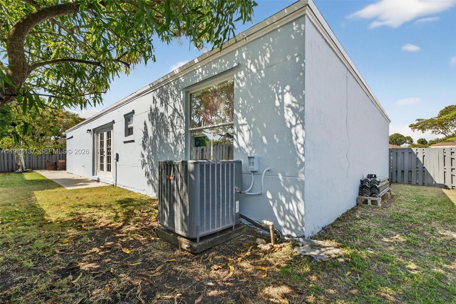 LAKES BY THE BAY SEC 5 - Residential