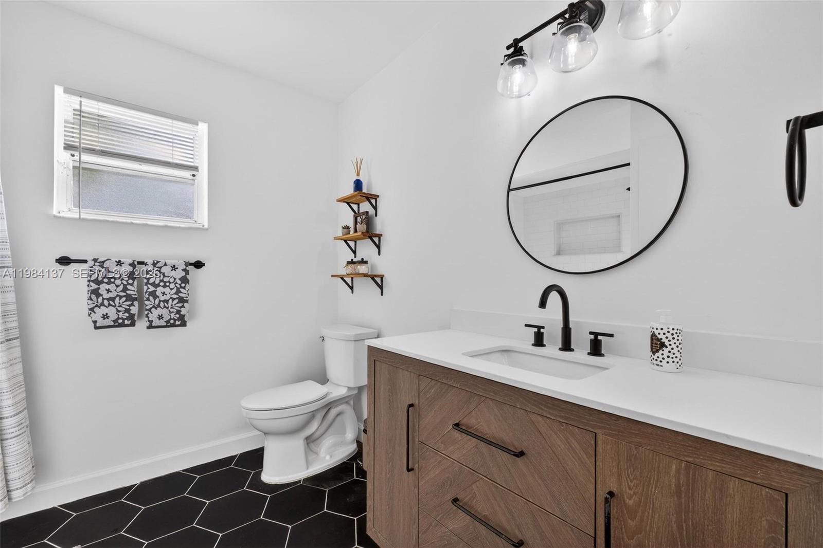 LAKES BY THE BAY SEC 5 - Residential