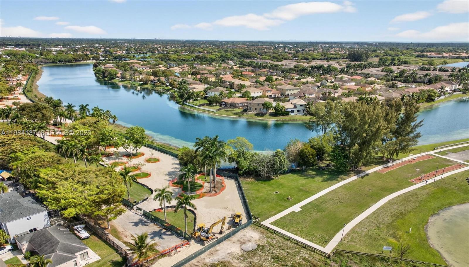 LAKES BY THE BAY SEC 5 - Residential