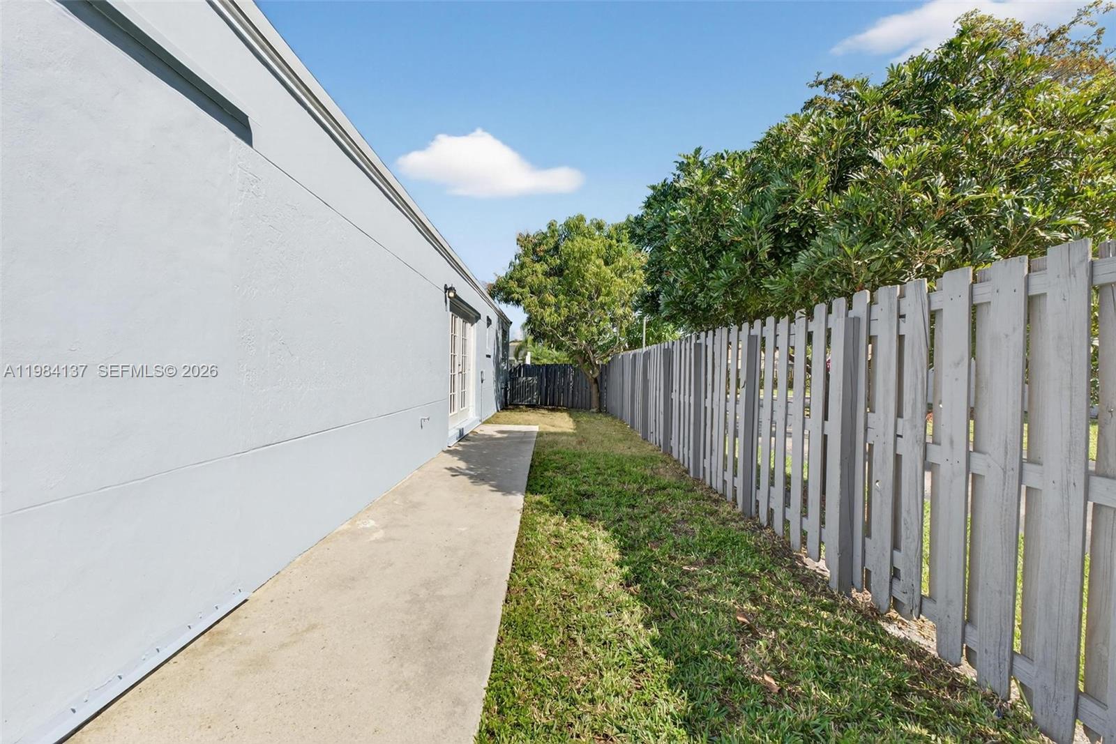 LAKES BY THE BAY SEC 5 - Residential