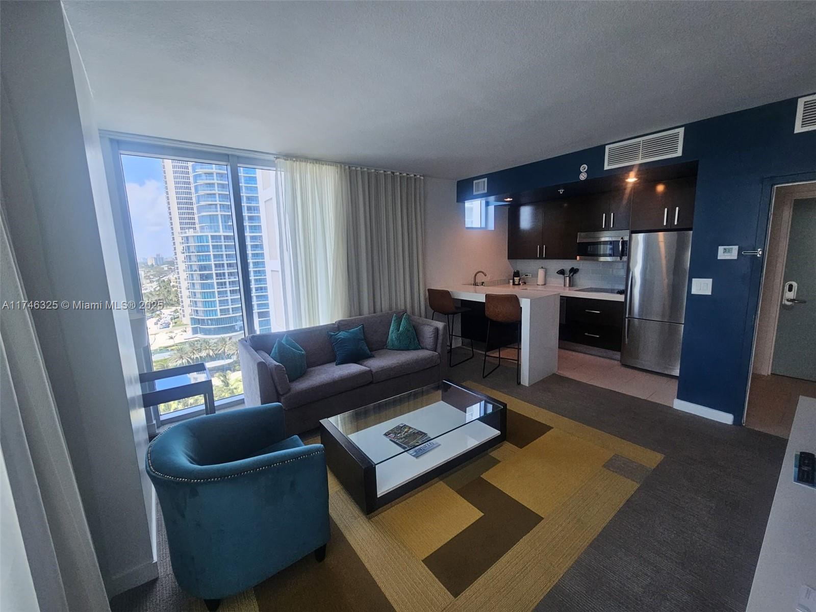 SOLE CONDO - Residential