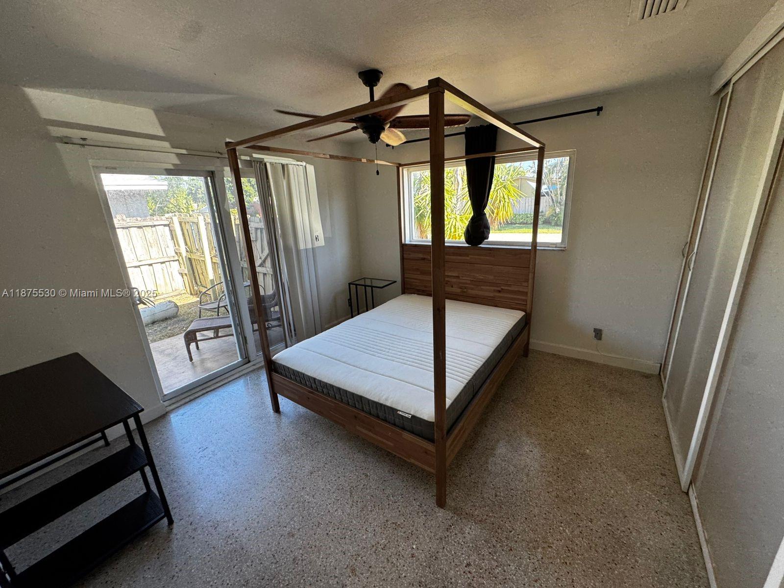 EDGEWATER ESTATES 1ST ADD - Residential Lease