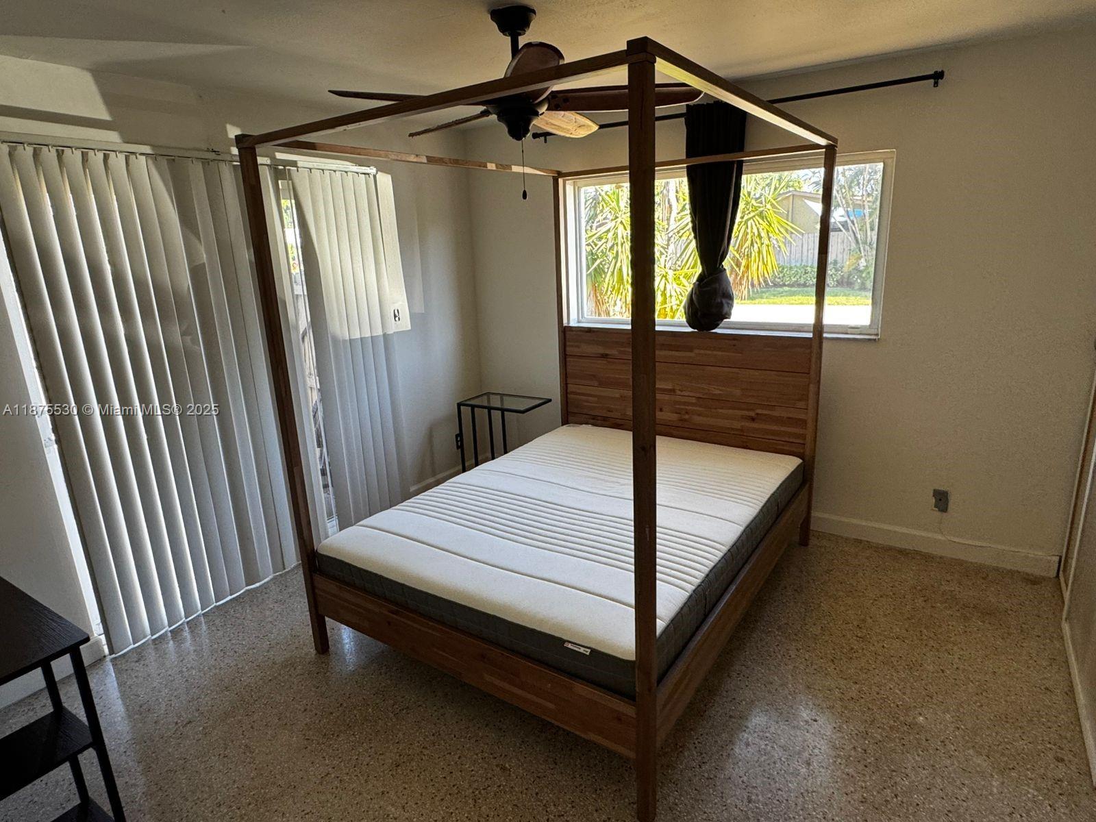 EDGEWATER ESTATES 1ST ADD - Residential Lease