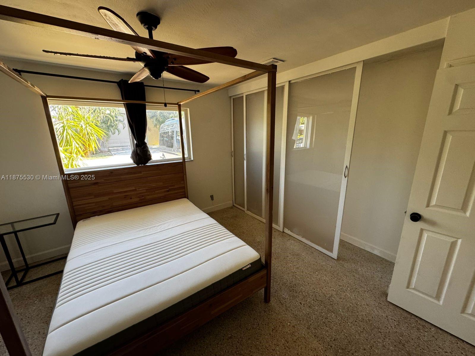 EDGEWATER ESTATES 1ST ADD - Residential Lease