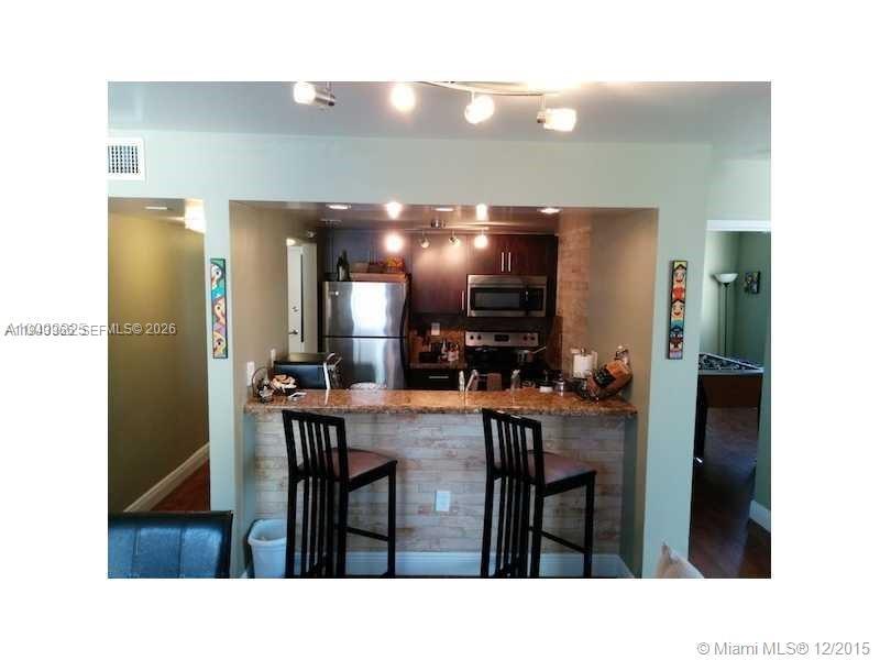 MADISON DOWNTOWN CONDO - Residential