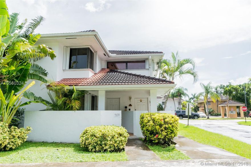 JUST first month and 1 Deposit required !NEW A/C UNIT! KITCHEN has been REMODELED new cabinetry and SS Appliances!! Incredibly spacious apartment on the first floor in Kendall. Private entrance with a courtyard. Huge Family room and dining room area with an eat-in kitchen and space for a breakfast nook with lots of natural light. Split plan with a master on one side with a HUGE walking closet and 2 other bedrooms on the other side. Screened in outdoor area. Unit comes with 2 PARKING SPACES and pool and clubhouse. It is a MUST SEE!